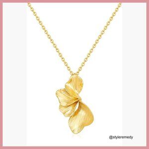 14K Gold-Plated Flower Pendant Necklace Chunky Chain Wedding Jewelry